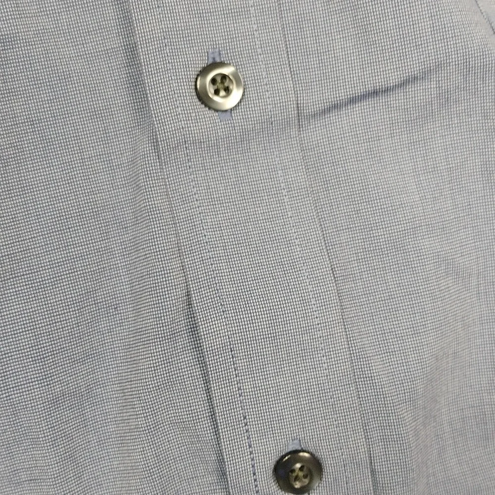 Kenneth Roberts platinum men's long sleeved button down shirt sized 17 (34/35)